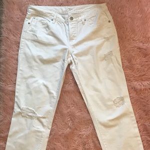 White jeans~ Boyfriend Fit~ Loft